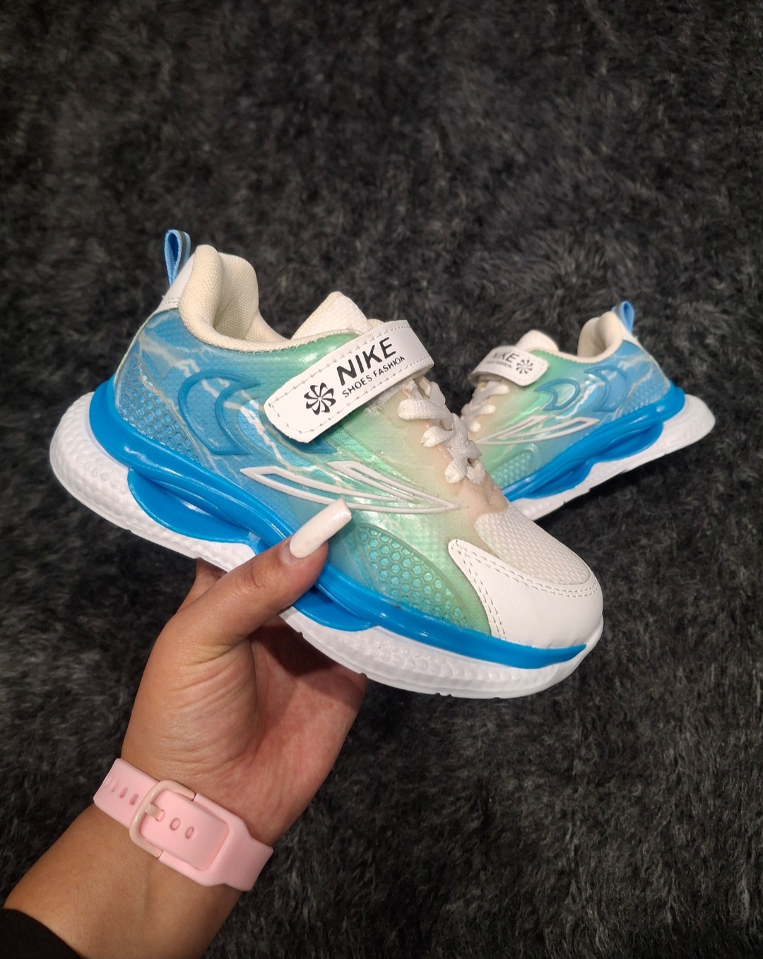 کتونی اسپرت نایک بچگانه مدل نایک Nike- چسبی و بندی