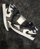 کتونی مردانه نایک ایر جردن وان ساقدار (Nike Air Jordan 1 High) – اسپرت و اورجینال