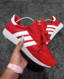 خرید کتونی آدیداس اینیکی (Adidas I-5923) | راحتی فوقالعاده و استایل کلاسیک
