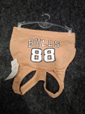 نیمتنه ورزشی/فانتزی طرح Bulls 88 – مدل پشت دوبنده، دارای کاپ متحرک و قابل شستشو
